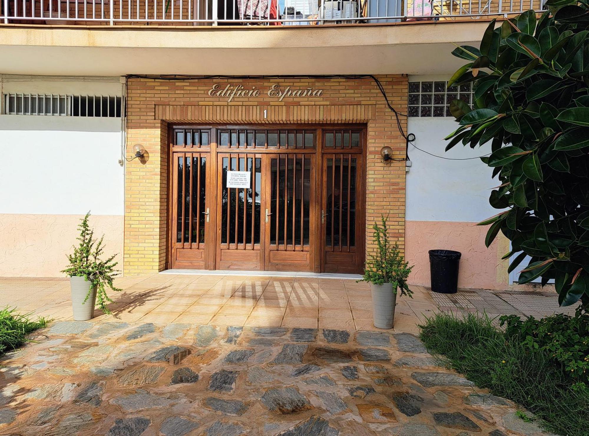 Garden Beach Apartment Torrevieja Kültér fotó